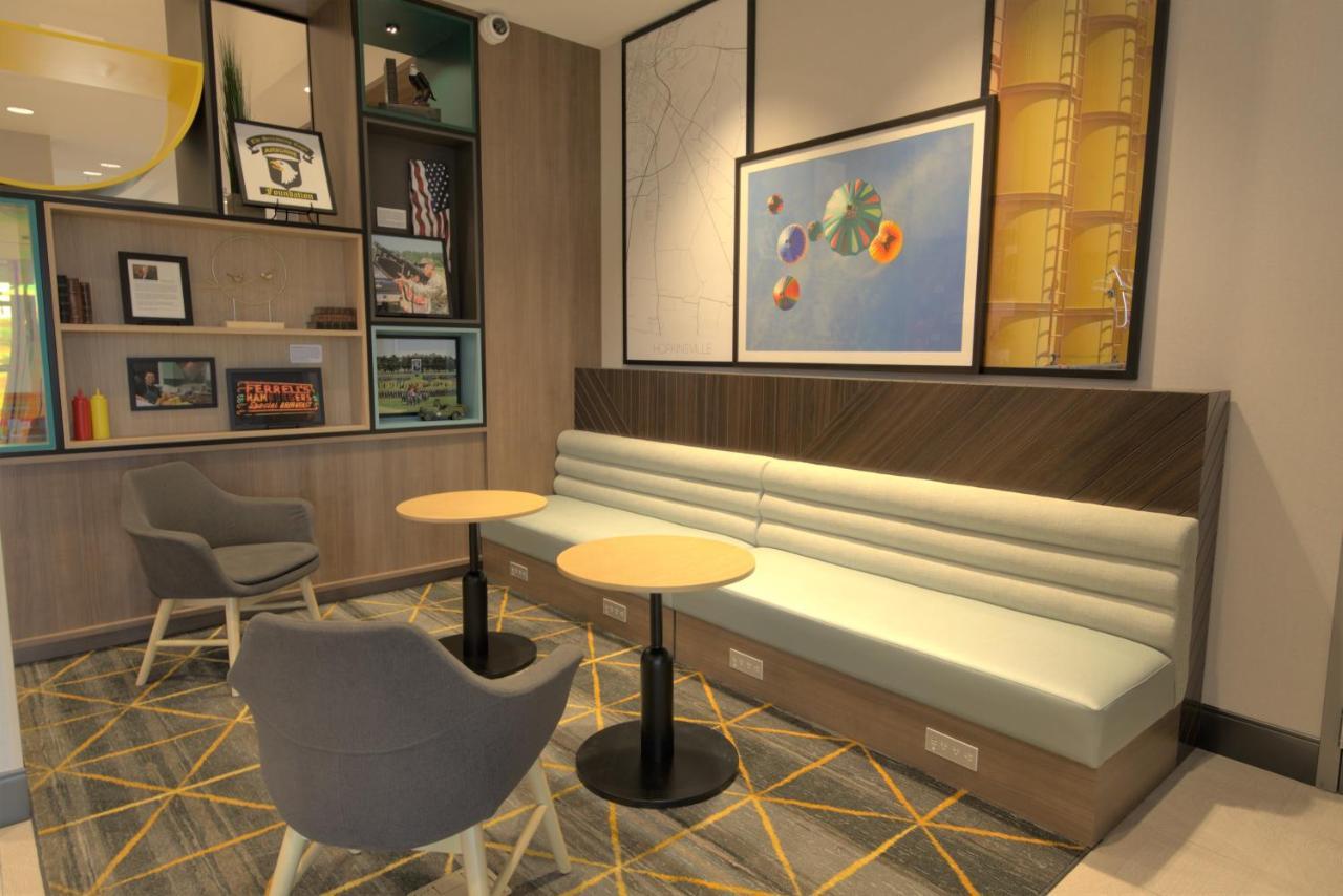 Hotel & - - Convention Ctr By Ihg