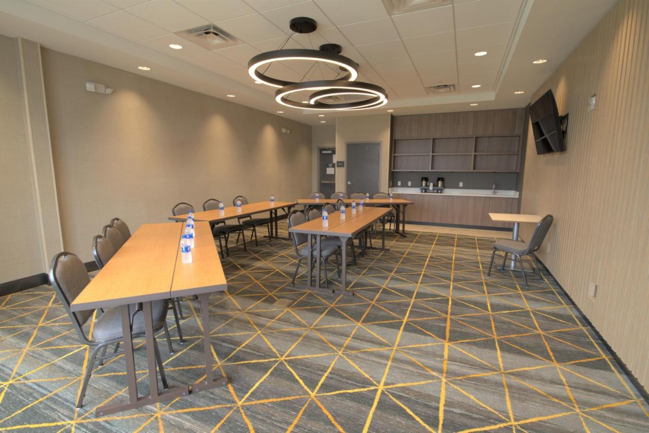 & - - Convention Ctr By Ihg 3* Hopkinsville